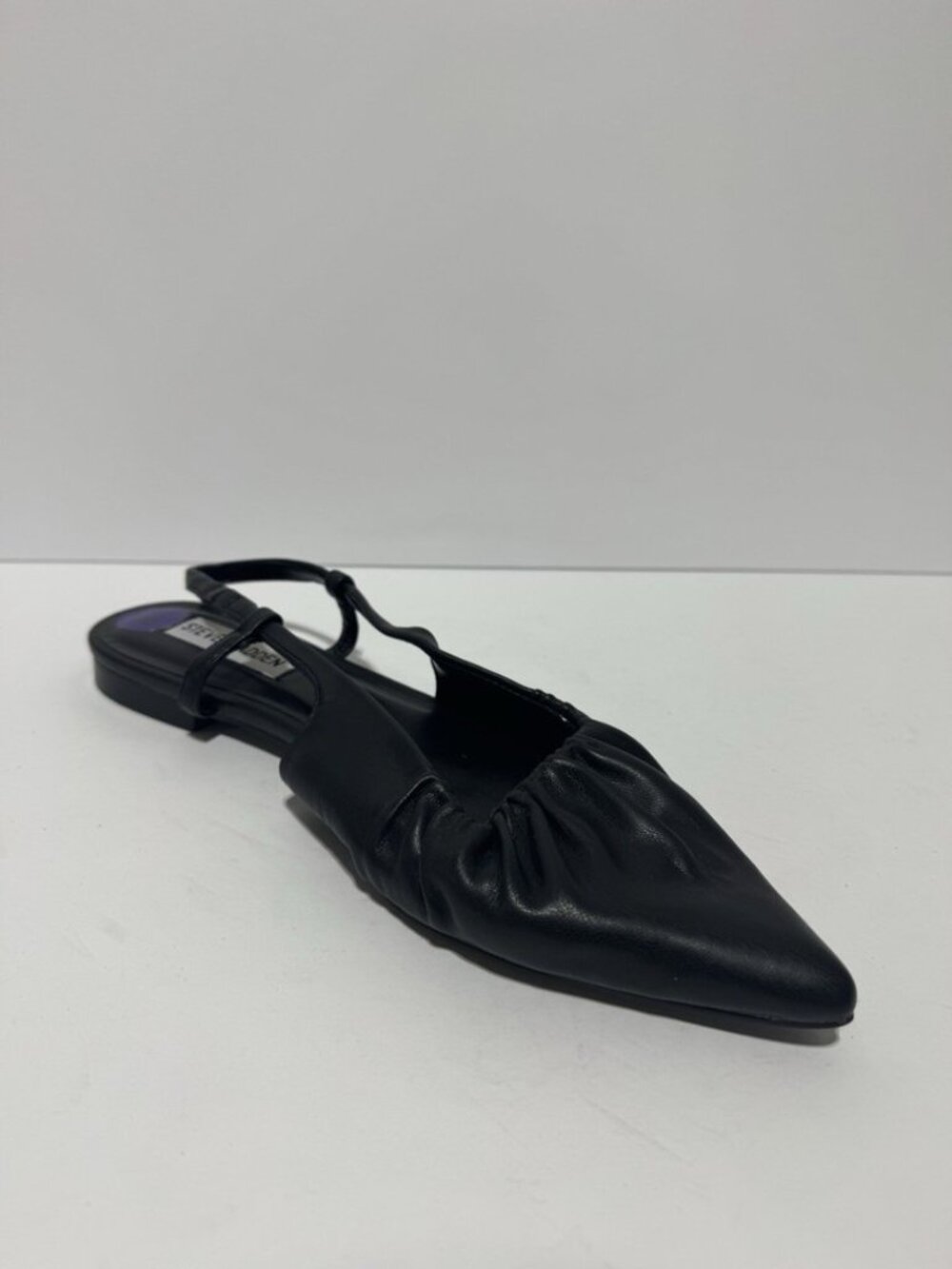 Steve Madden Womens Trixx Flat Black Size 8.5 M - Picture 2 of 5